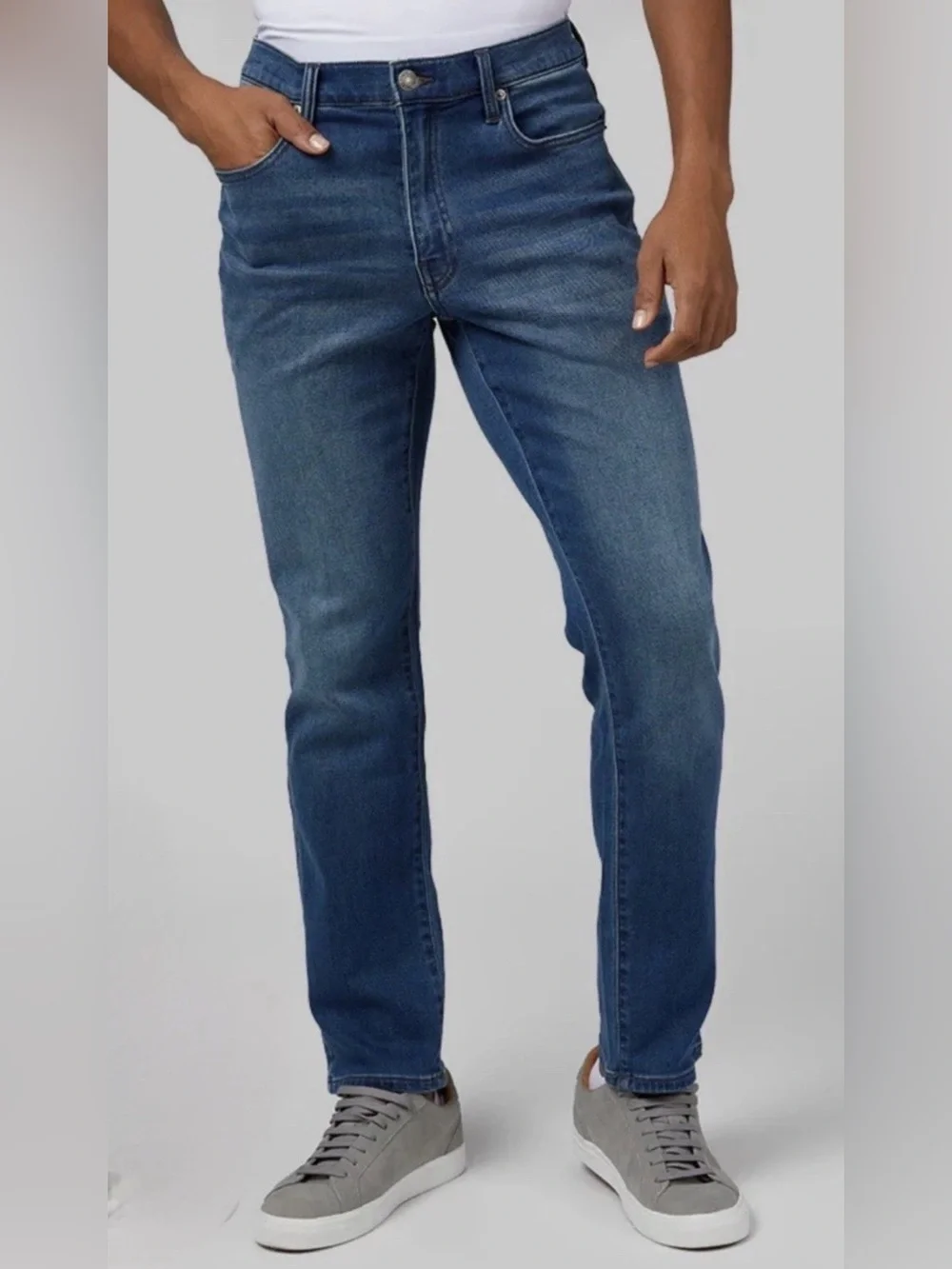 32 Degrees Cool Mens Stretch Performance Jeans Straight Leg‎ Medium Wash Size 28